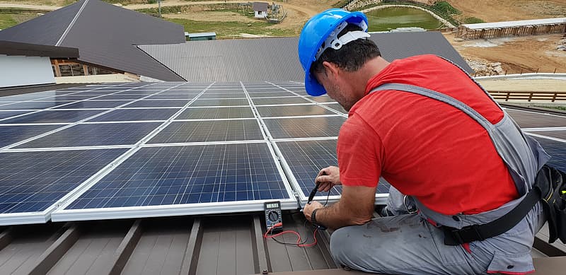 How To Walk On A Metal Roof Without Slipping